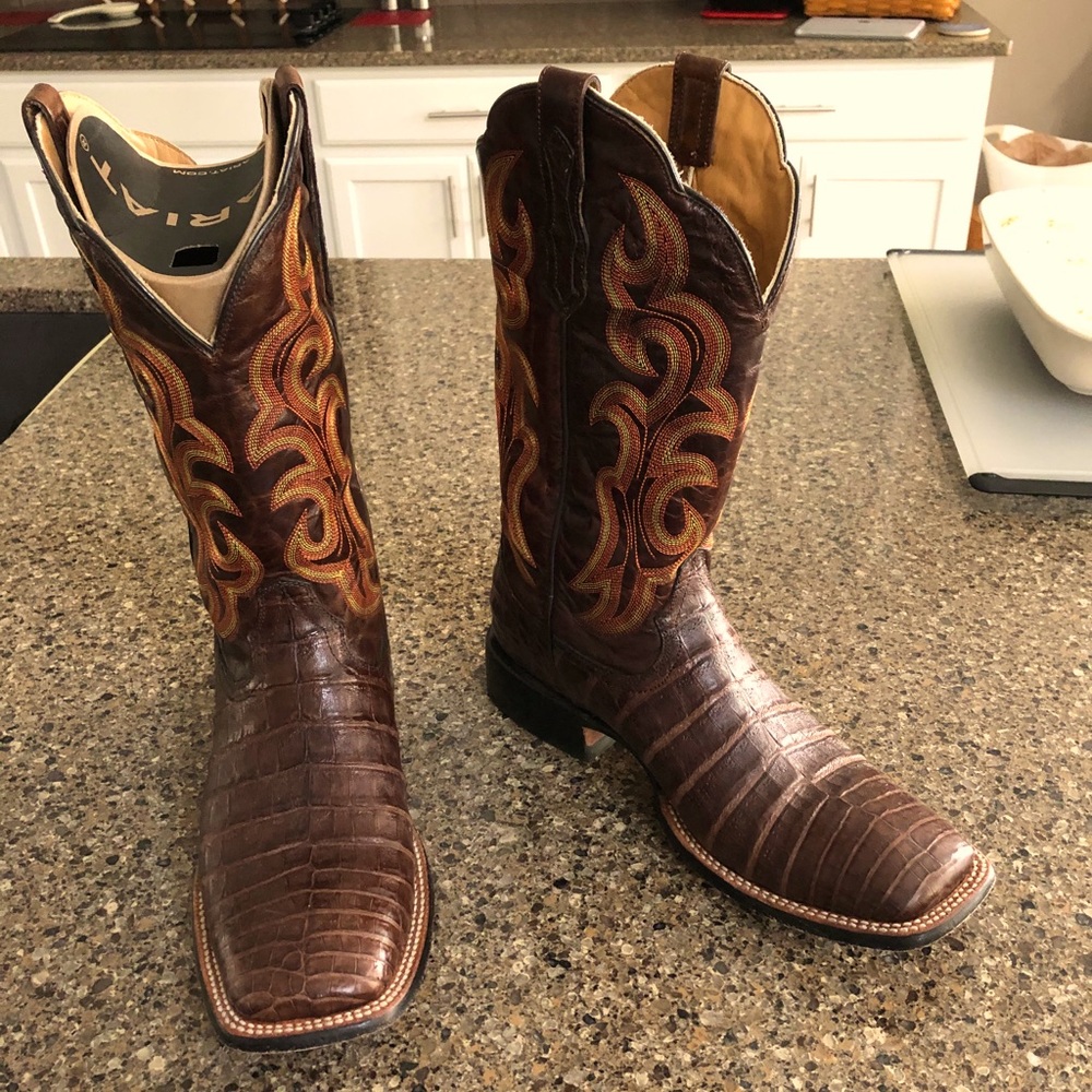 Men’s cowboy boots